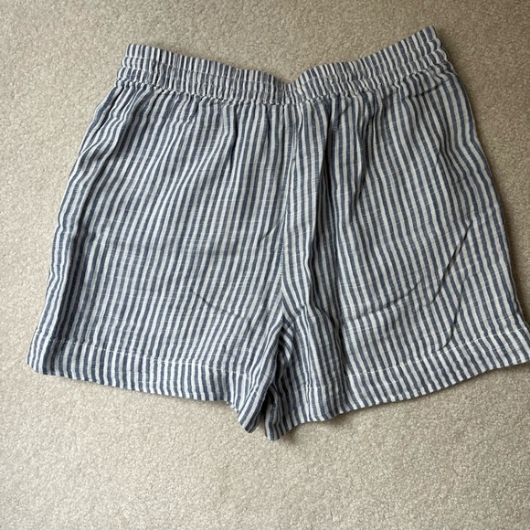 Women’s beachlunchlounge Shorts - Picture 6 of 6
